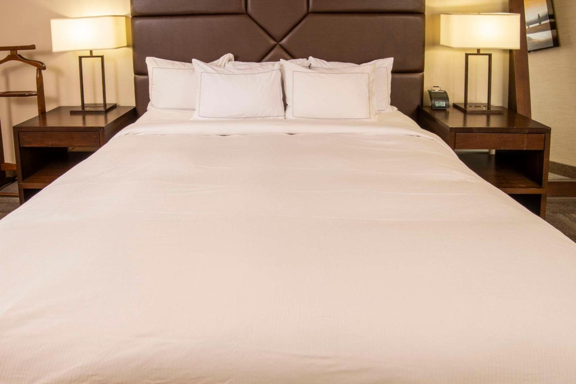Chateau Cartier Hotel & Resort Ascend Hotel Collection Гатіно Екстер'єр фото